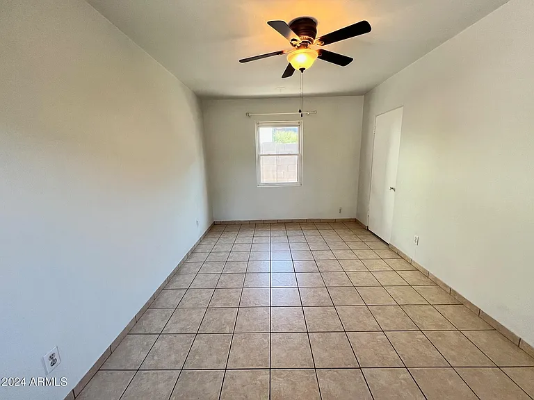 30 W Culver St #B — Photo 27