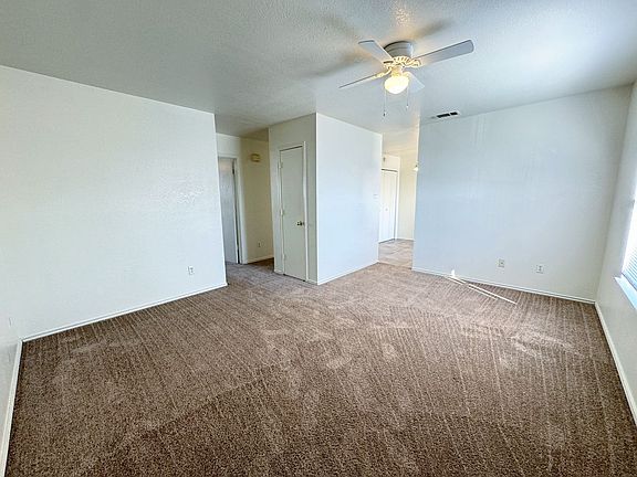 3rd image of 1505 Benttree Dr APT D