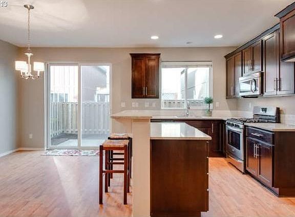 2nd image of 4851 SE Teakwood St