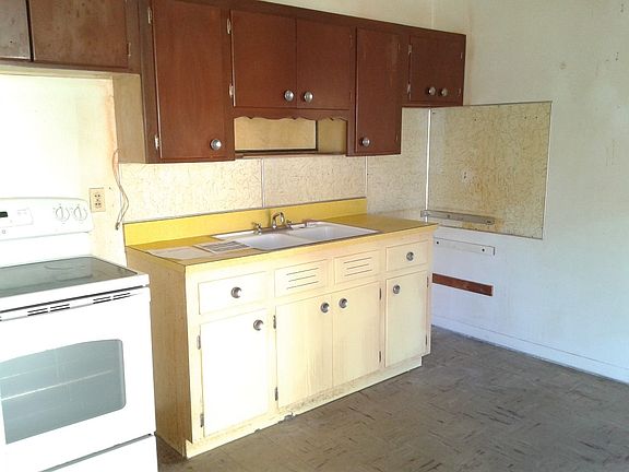 3rd image of 2315 2nd Ct SE