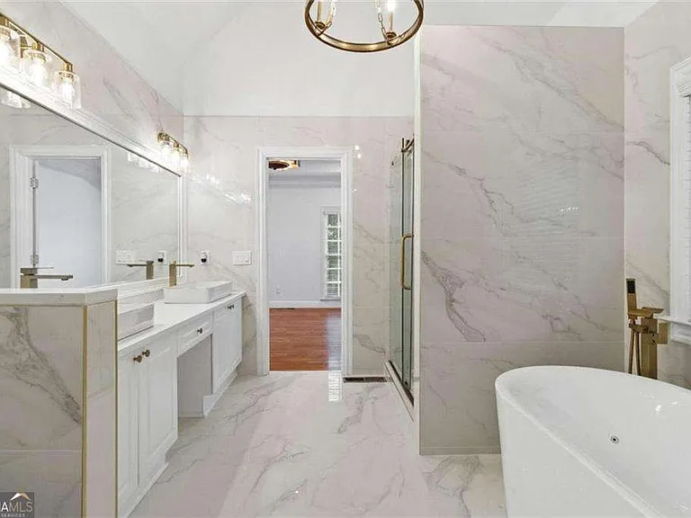 1711 Summit Glen Ln NE — Photo 22