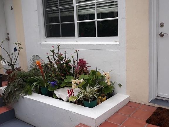 4th image of 701 Meridian Ave APT 6