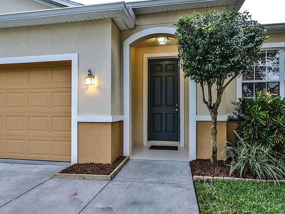 2nd image of 2704 Atlantis Dr