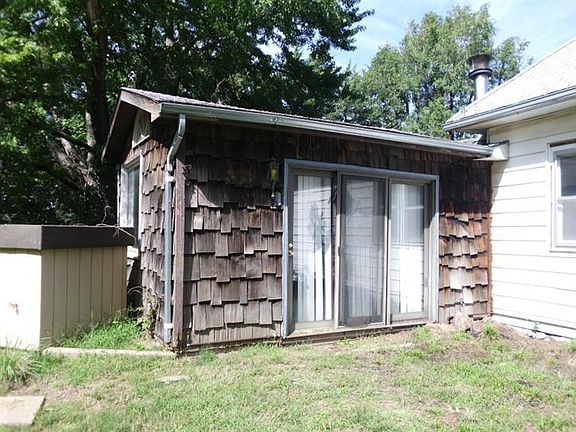 4th image of 409 N Topeka Ave
