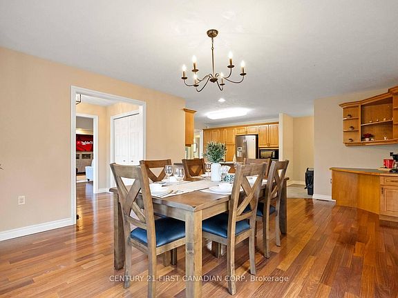 4th image of 270 McGill Rd