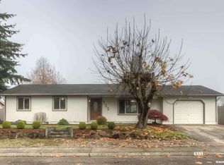 955 Hazel St, Aumsville, OR 97325