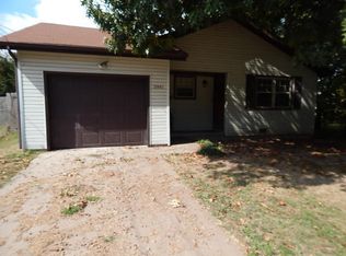 2041 N Columbia Ave, Springfield, MO 65803