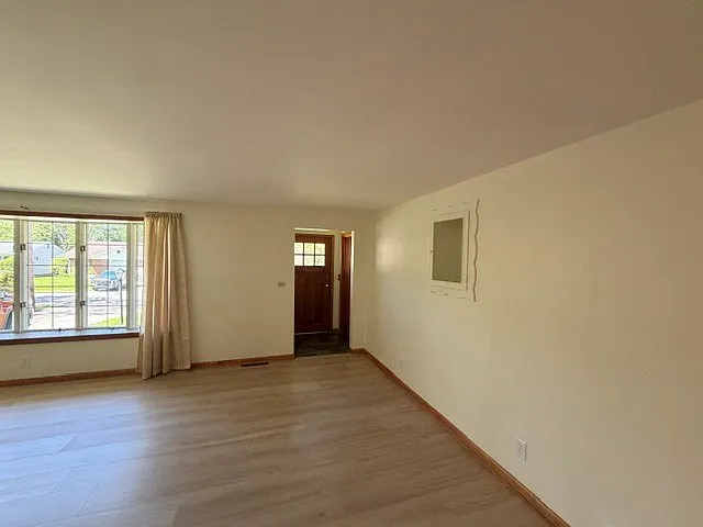 3711 Meadow Dr — Photo 9