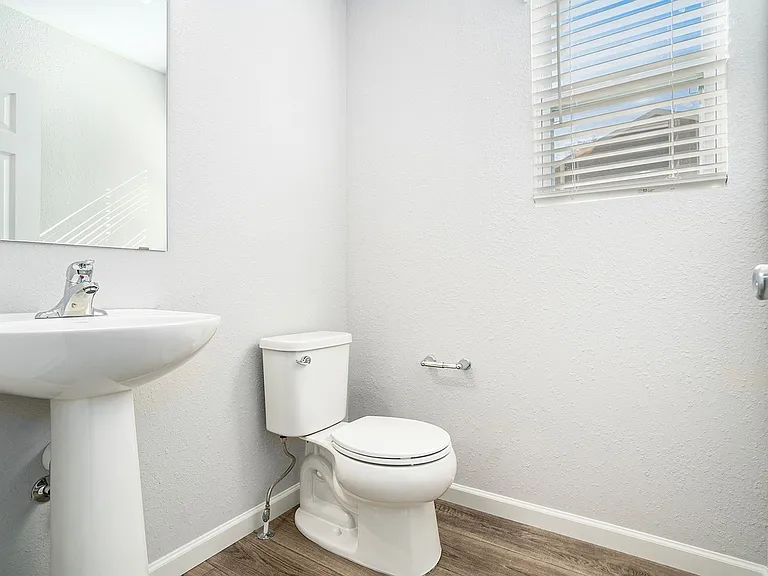 8191 Crestbrook Ct — Photo 9