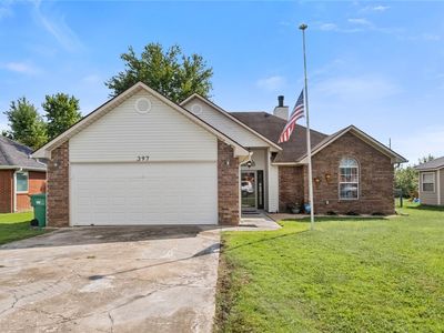 397 Thompson St, Centerton, AR, 72719