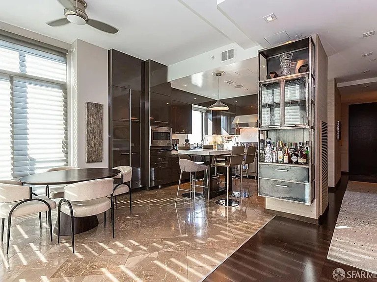 219 Brannan St #18K — Photo 5