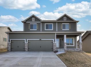 4801 N 181st St, Elkhorn, NE 68022