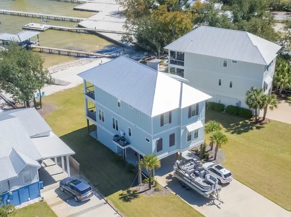 29529 Bayshore Dr N, Orange Beach, AL 36561
