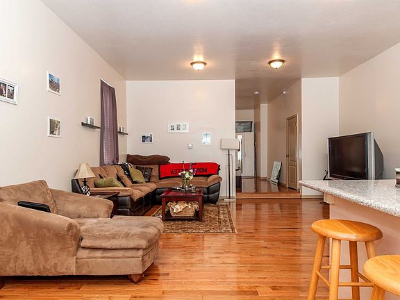 3rd image of 124 S 12th St #1