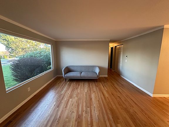 4th image of 5135 Frances Ave NE Unit A