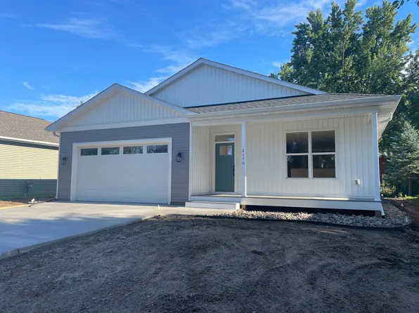 2170 Eldridge Ave E, North Saint Paul, MN 55109
