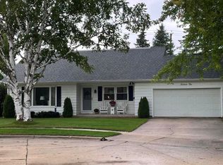 1610 Miriam Rd, Manitowoc, WI 54220