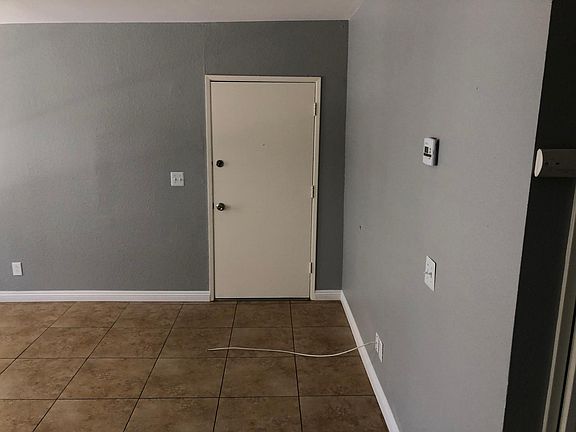 2nd image of 4455 Quince St