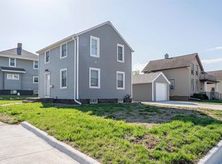 400 Plymouth St SE, Le Mars, IA 51031