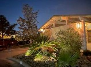 516 N Satellite Dr, El Paso, TX 79912