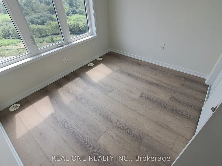 132 Matawin Ln S — Photo 16