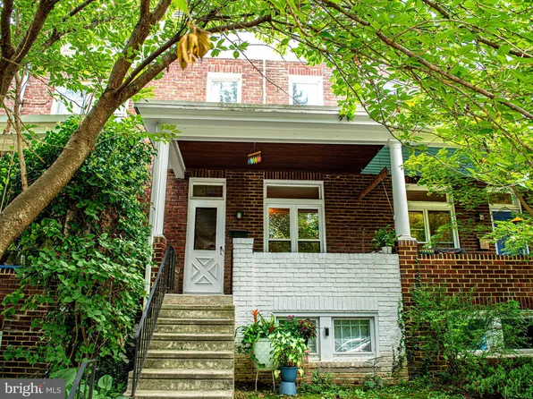 3306 Gilman Ter, Baltimore, MD 21211