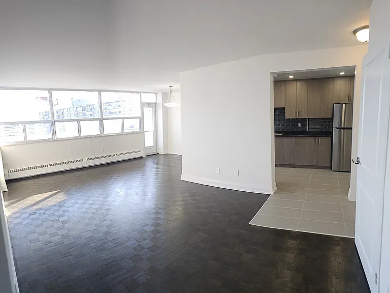 35 Esterbrooke Ave — Photo 11