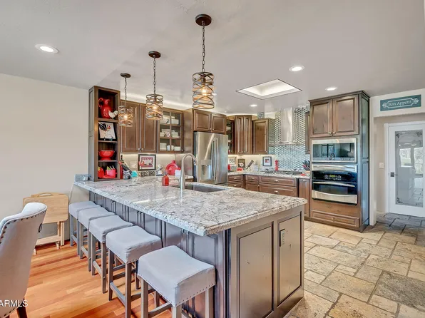 37300 N TOM DARLINGTON Drive #D, Carefree, AZ 85377