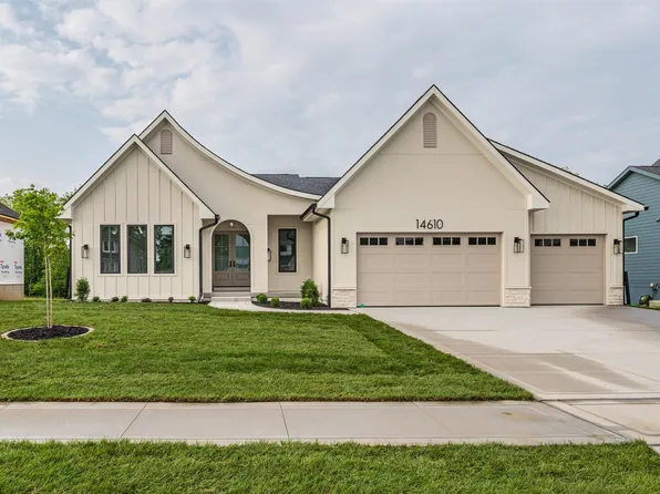 14610 Persimmon Dr, Urbandale, IA 50323
