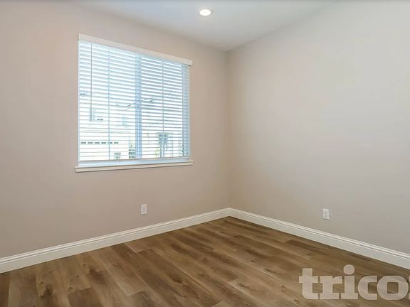 4th image of 2688 River Road Ln