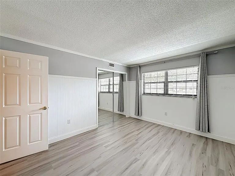 101 N Grandview St — Photo 30
