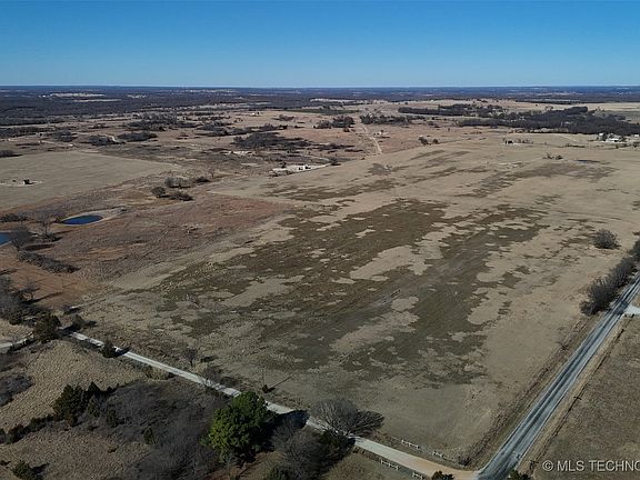 2nd image of 3 Keller Rd