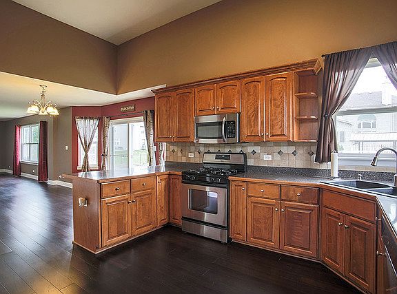 5th image of 12712 Wexford Dr