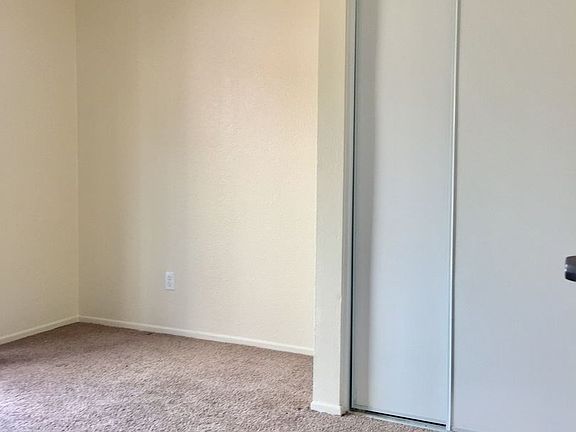 4th image of 728 E F St APT B
