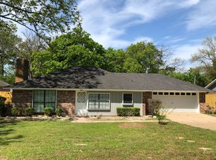 15970 Echo Glen Dr, Tyler, TX 75703