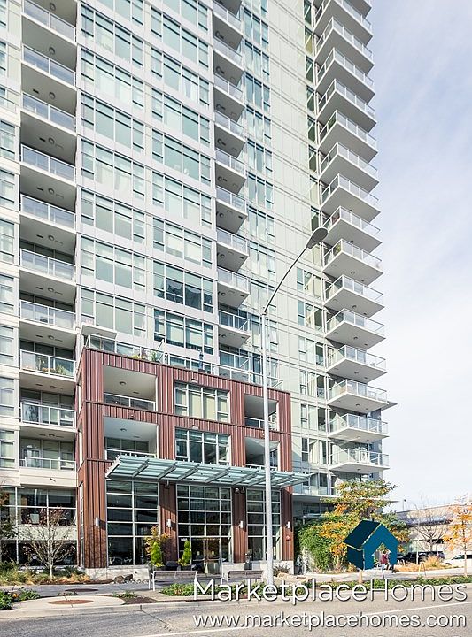 1st image of 588 Bell St Unit 601