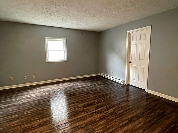 3rd image of 357 Brighton Blvd #3