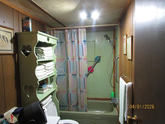 5th image of 17140 Lakeview Dr