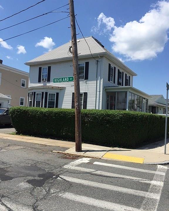 1st image of 2 Margin Street Ct