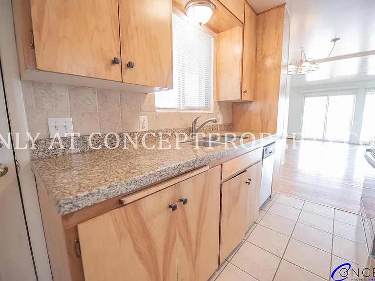 621 N East Capitol St — Photo 4