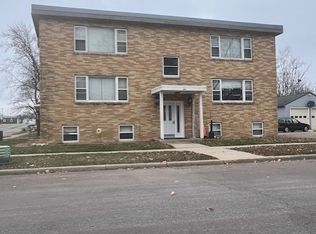 201 4th Ave NW APT 3, Waseca, MN 56093