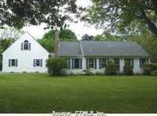 1 Stoneleigh Knls, Old Lyme, CT 06371