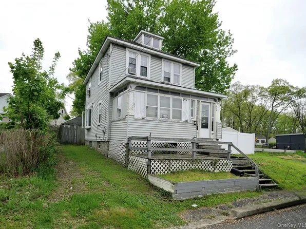 809 South Street, Newburgh, NY 12550