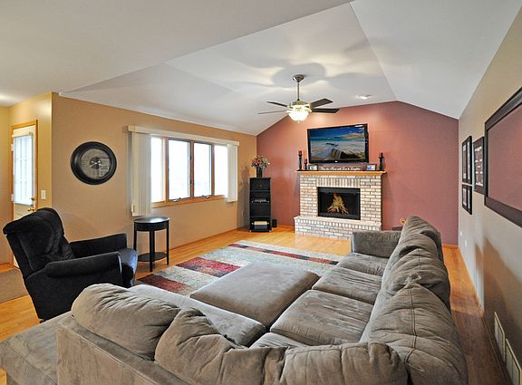3rd image of 17540 Mayher Dr
