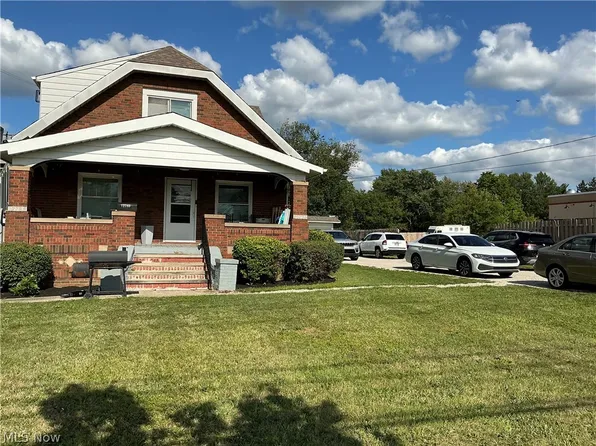 12783 Pearl Rd, Strongsville, OH 44136