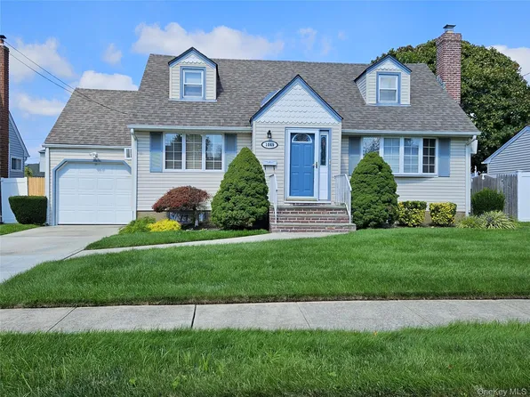 1849 Gerald Avenue, East Meadow, NY 11554
