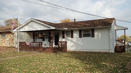 1st image of 725 W Hubert Ave