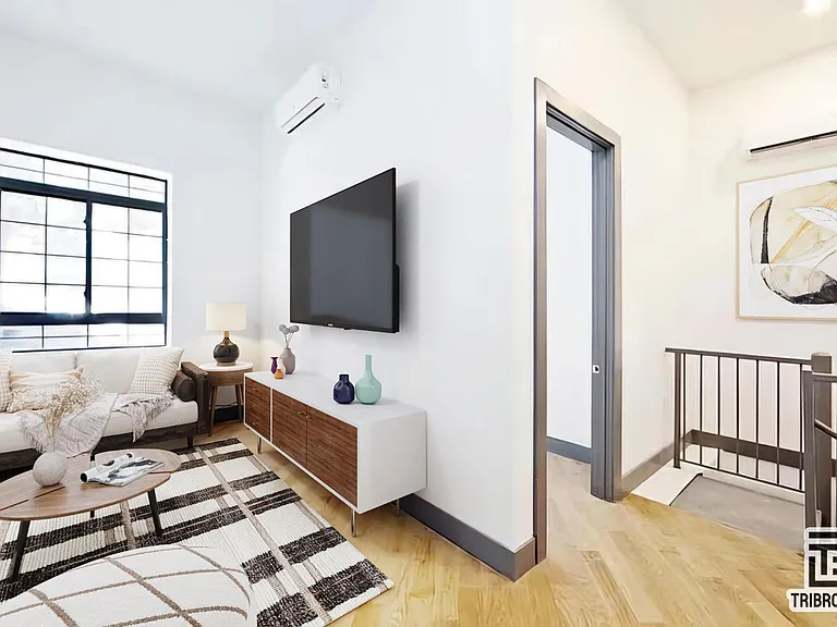 378 S 3rd St #1D — Photo 6
