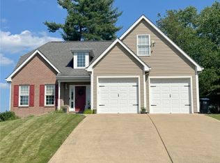 9224 Willoughby Rd, Pittsburgh, PA 15237