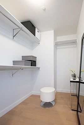 4th image of 160 Madison Ave APT 21F